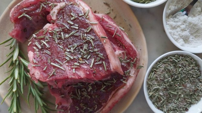 Rosemary Salt – for Grass Fed Beef or Lamb